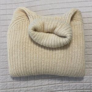 🍀Club Monaco Cozy Cream Knit Cowel Neck Sweater
